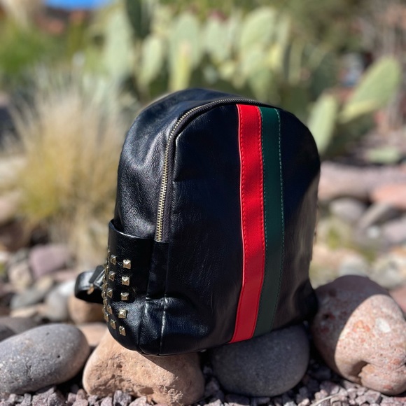 NWOT Leather backpack - Picture 4 of 8